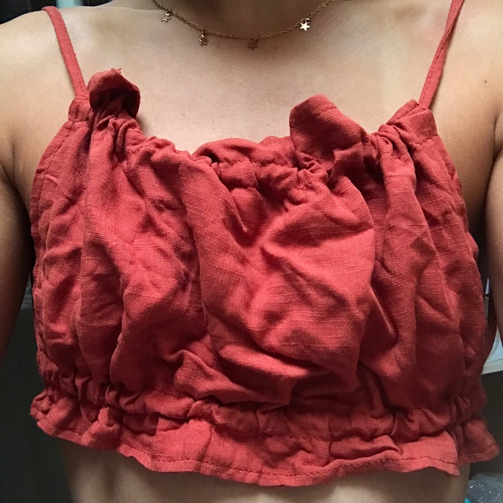 ‼️SOLD ‼️BACKLESS SCRUNCH TOP